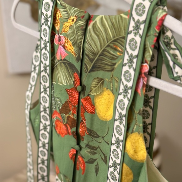 H&M NWT Crop Top ONLY part of a Coord set with Wrap Skirt Botanical Floral Print - Picture 15 of 17